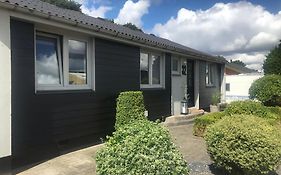 170 M2 Stort Hus Taet Pa Centrum, Mch Og Boxen